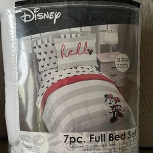 Disney Minnie Mouse Full Size 7 pc comforter set